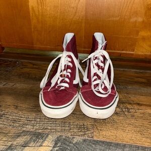 Sk8- Hi Red Suede Hi Top Vans